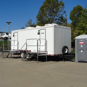 Photo of a Mr. John Elite Series Trailer and a Wheelchair Accessible